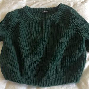 Cropped green sweater(M)